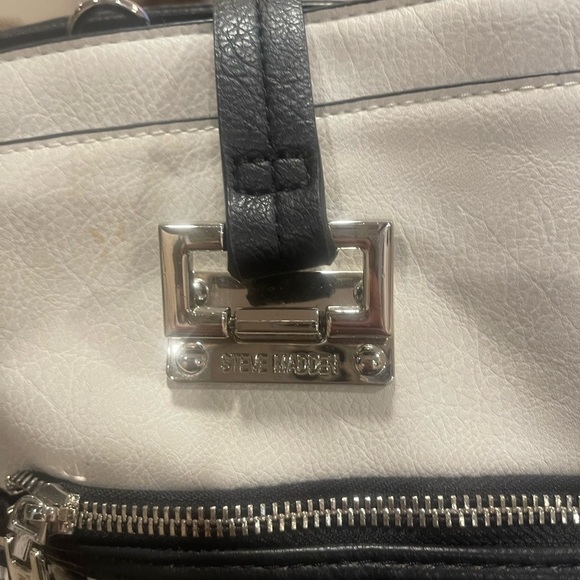 Steve Madden Black White Woven Satchel Purse Handbag Top Handle Gold Hardware​​ - Picture 3 of 10